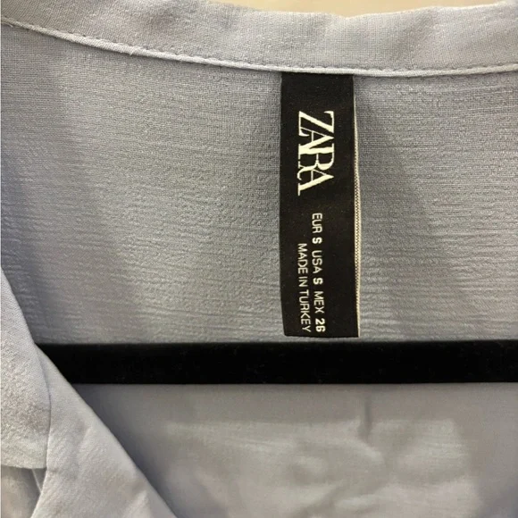 Zara Light Blue Button-Up Cropped Blouse - Picture 5 of 5